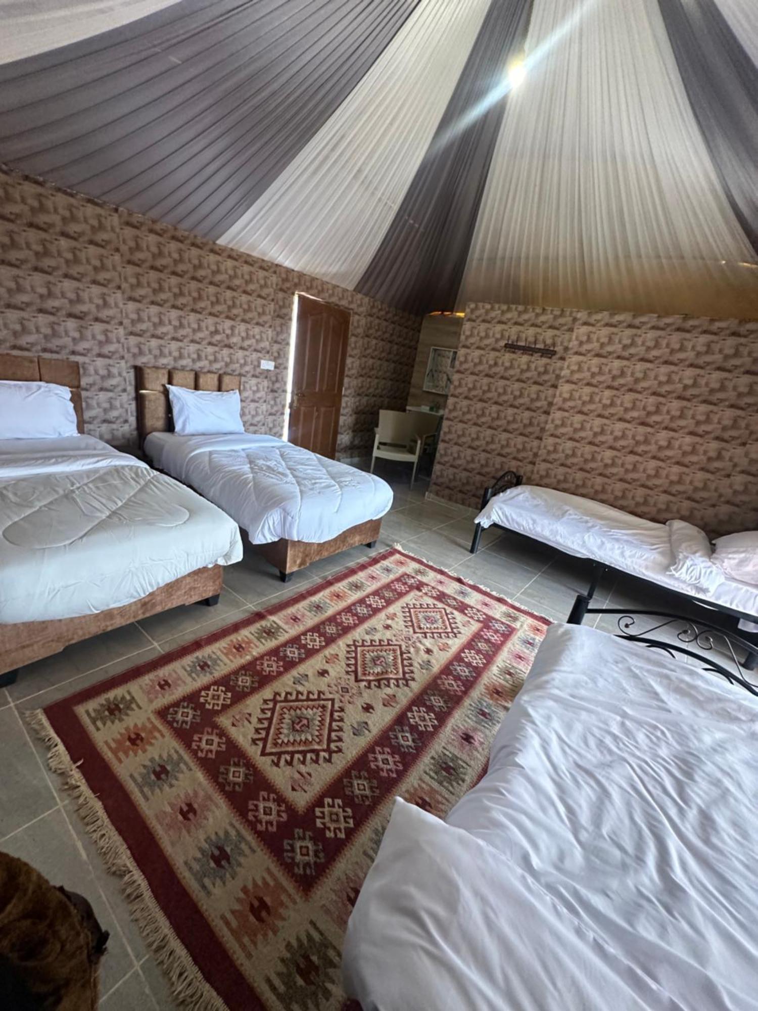 Fabulous Wadi Rum Bagian luar foto